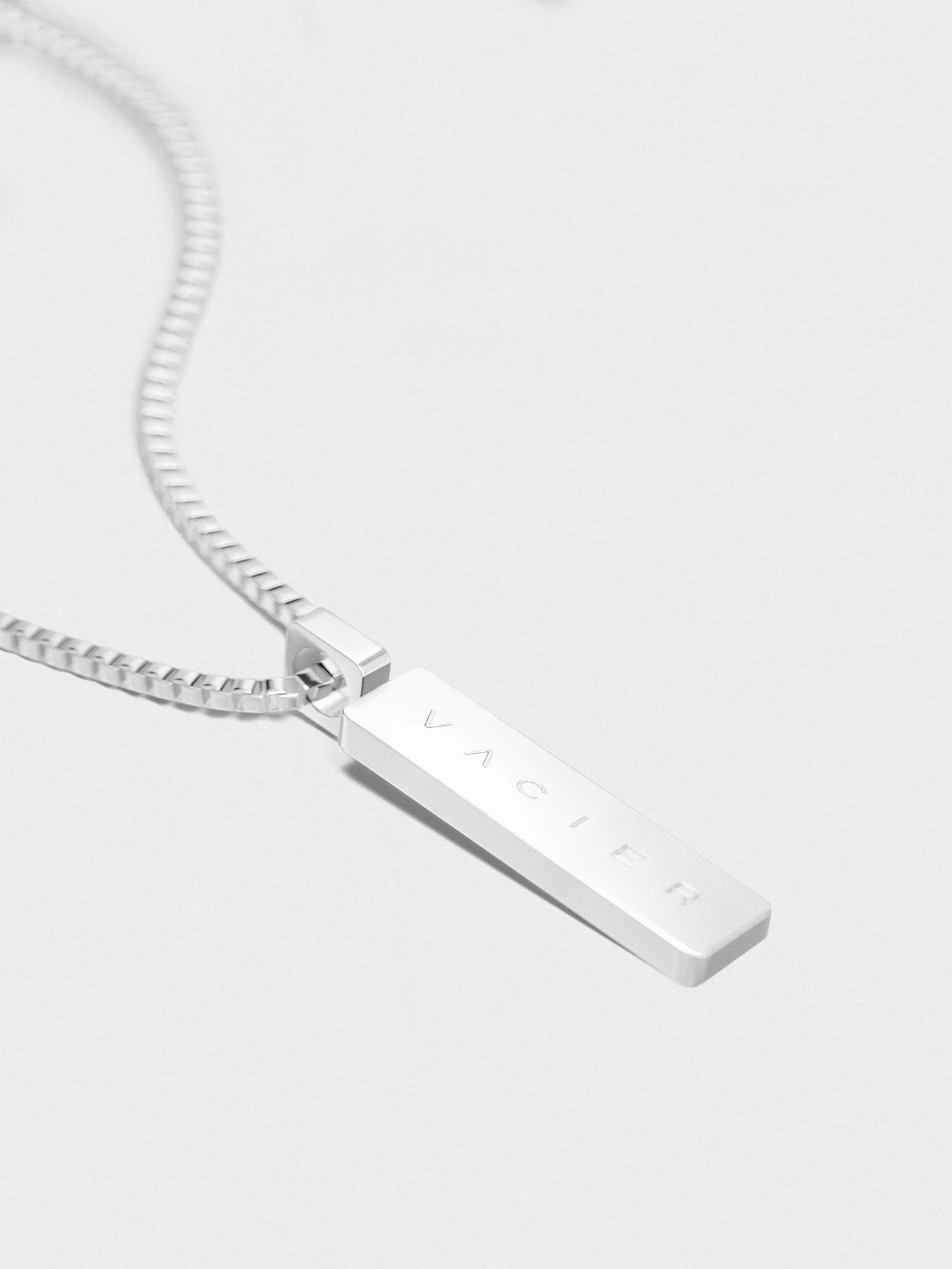 BOX PENDANT NECKLACE - Image 3