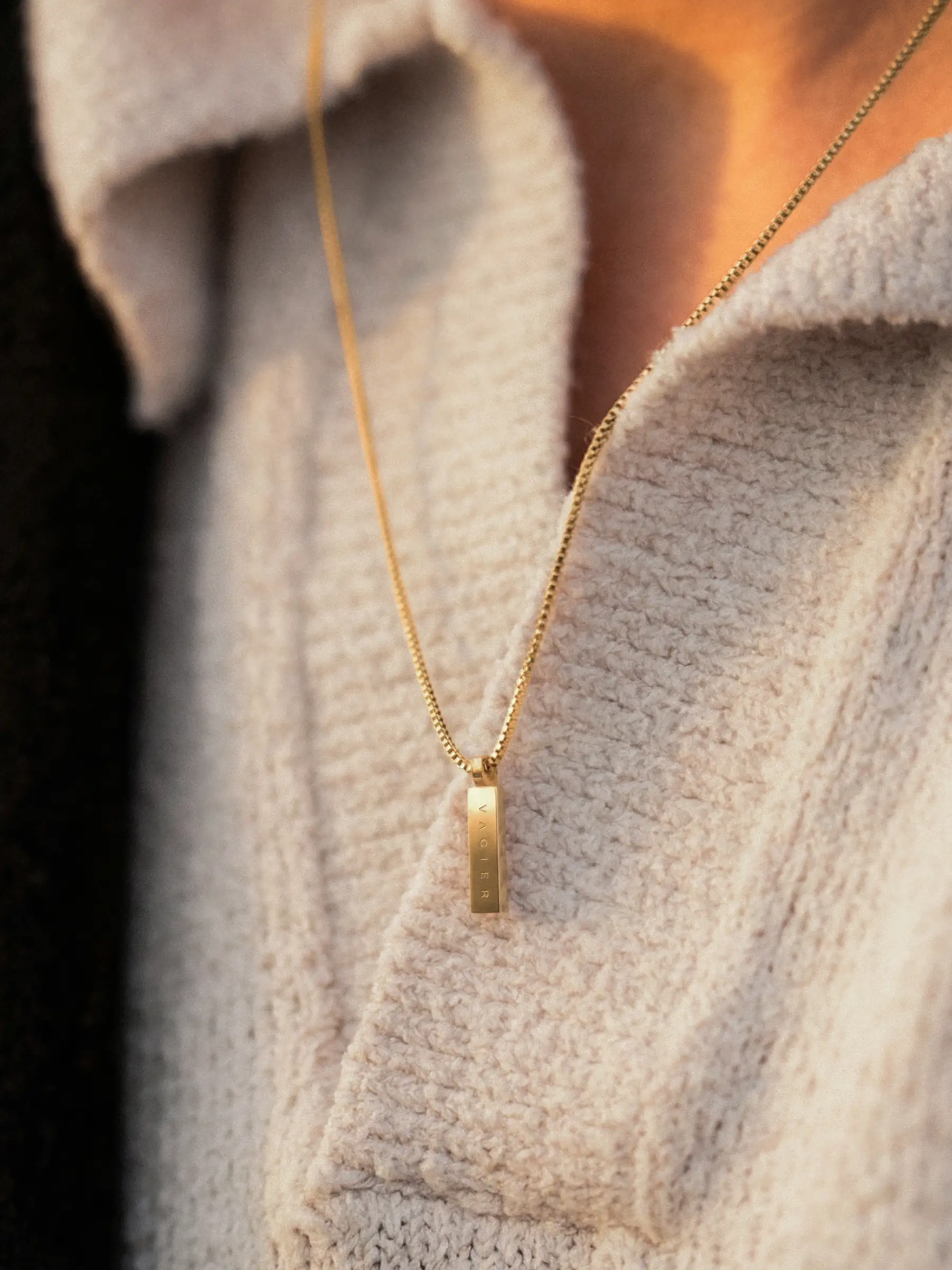 BOX PENDANT NECKLACE - Image 5