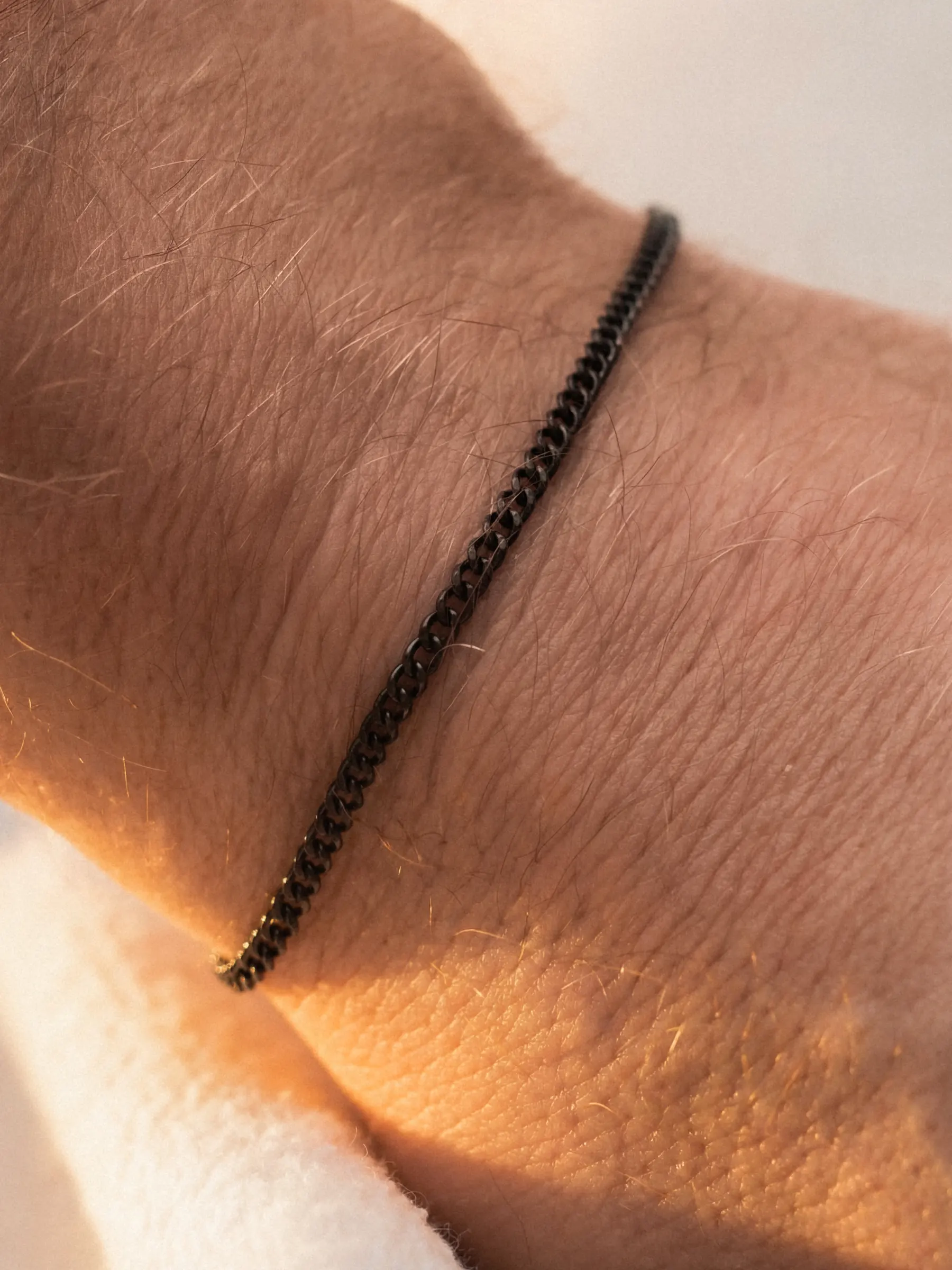 MINIMAL CHAIN BRACELET - Image 10