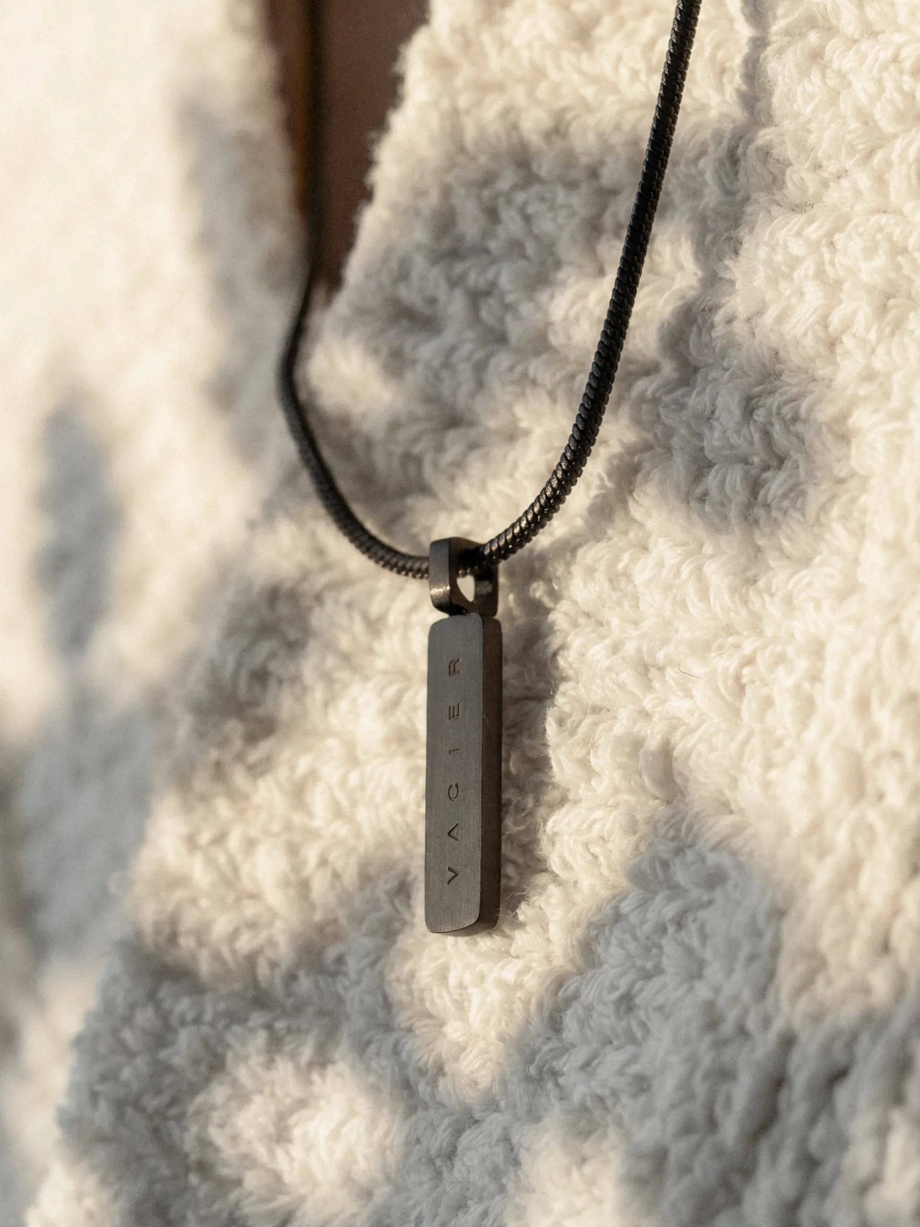 SQUARE PENDANT NECKLACE - Image 10