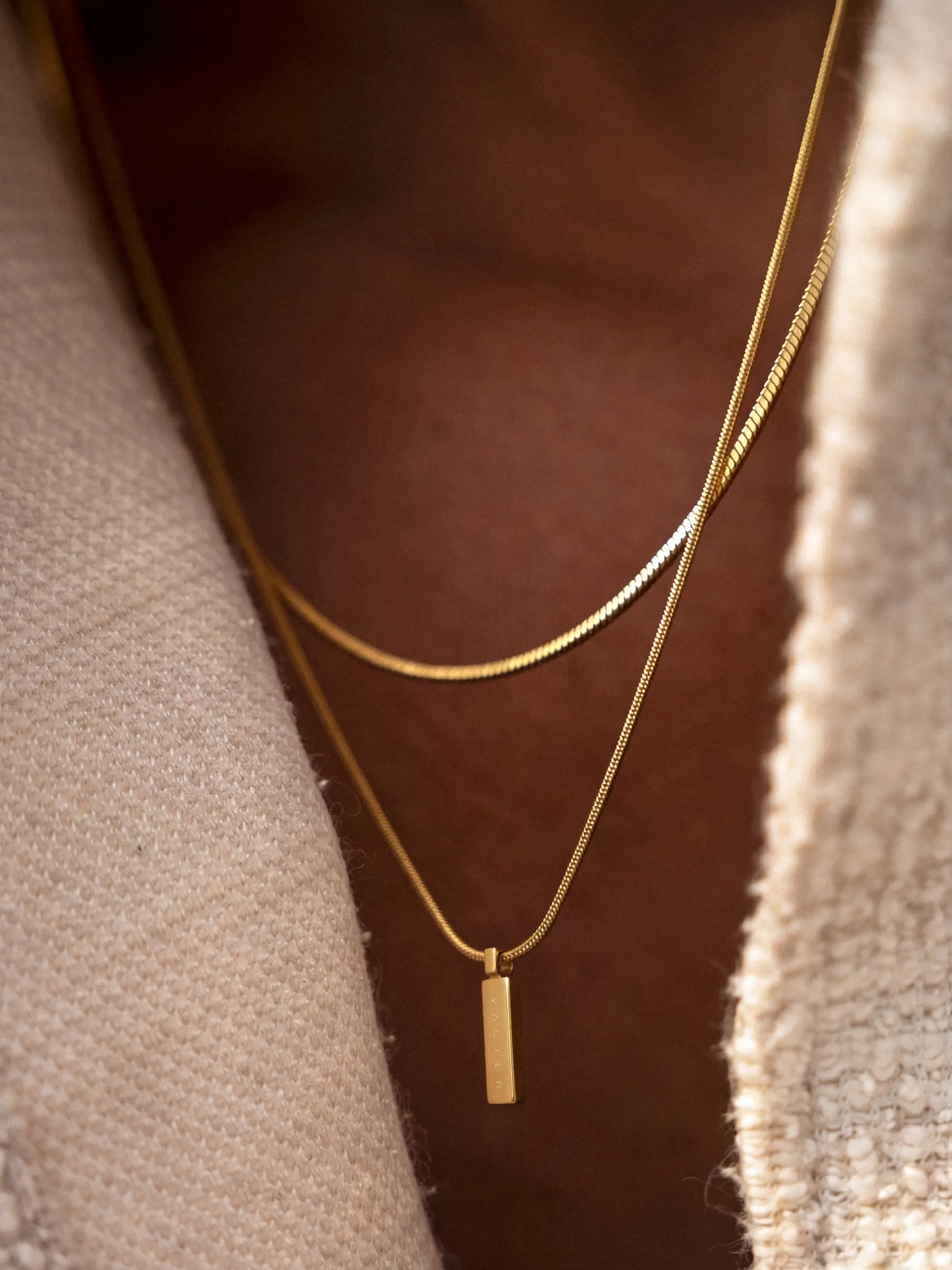 SQUARE PENDANT NECKLACE - Image 5