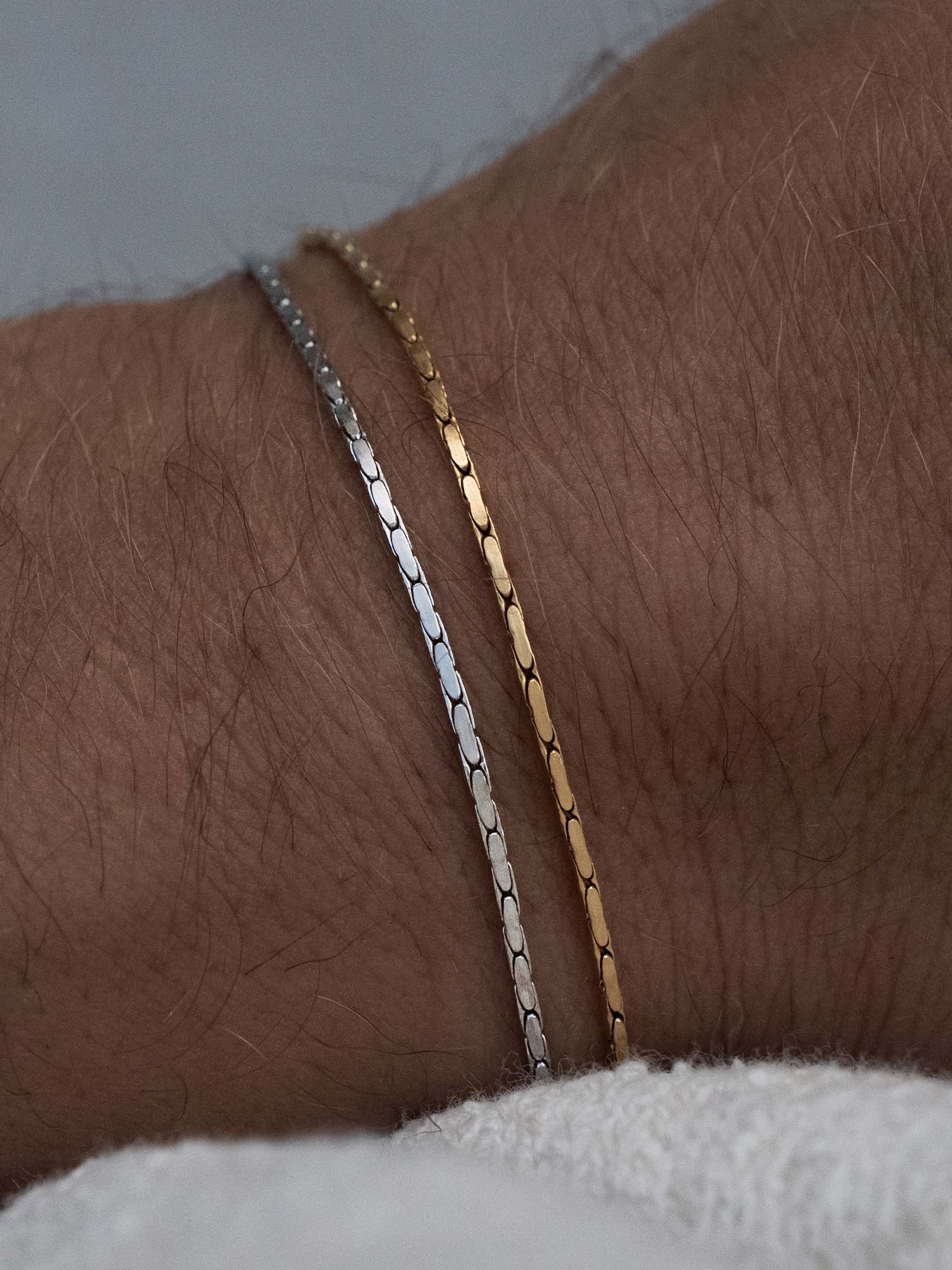 WIRE CHAIN BRACELET - Image 5