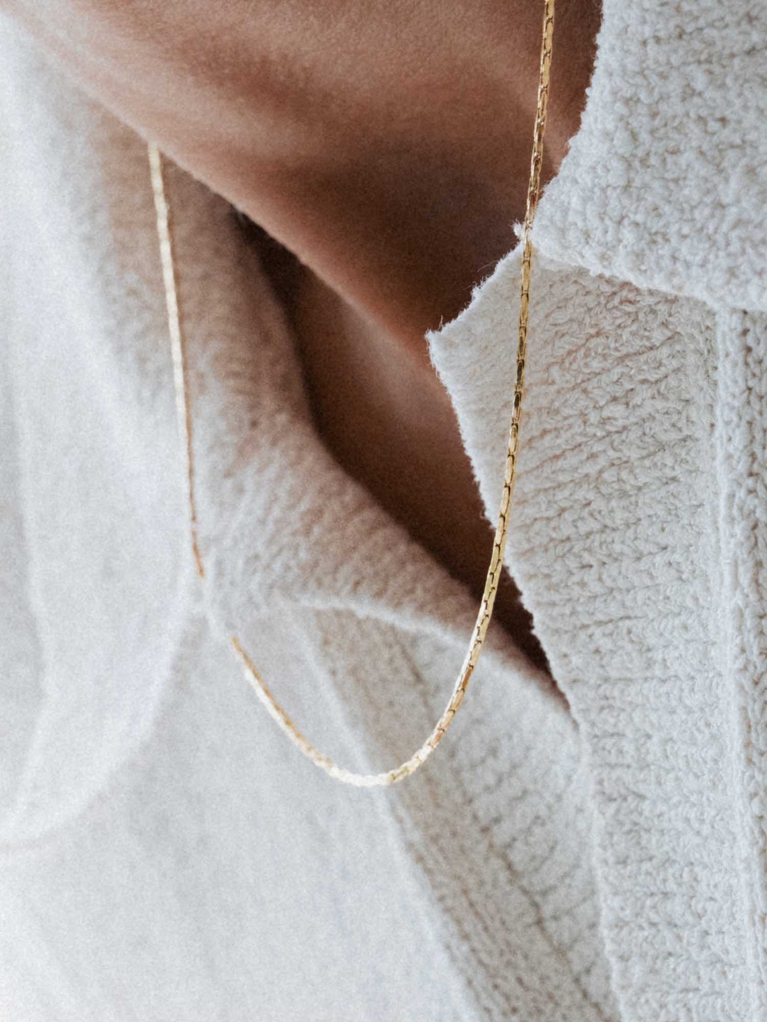 WIRE CHAIN NECKLACE - Image 5