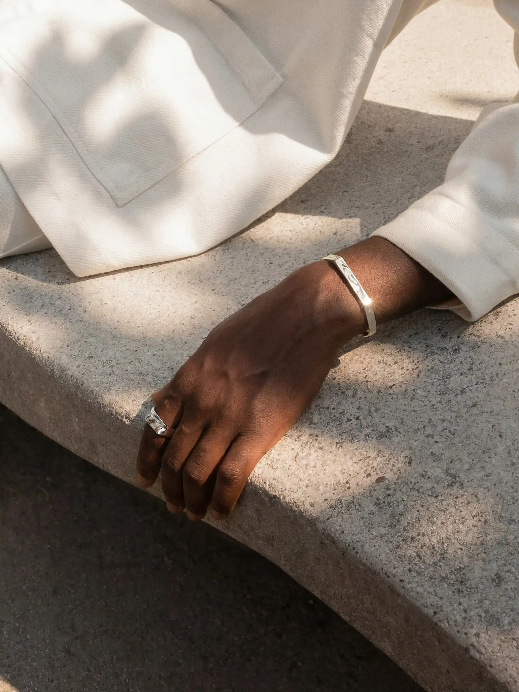 RIPPLE SIGNET SET IN SILVER - Image 4