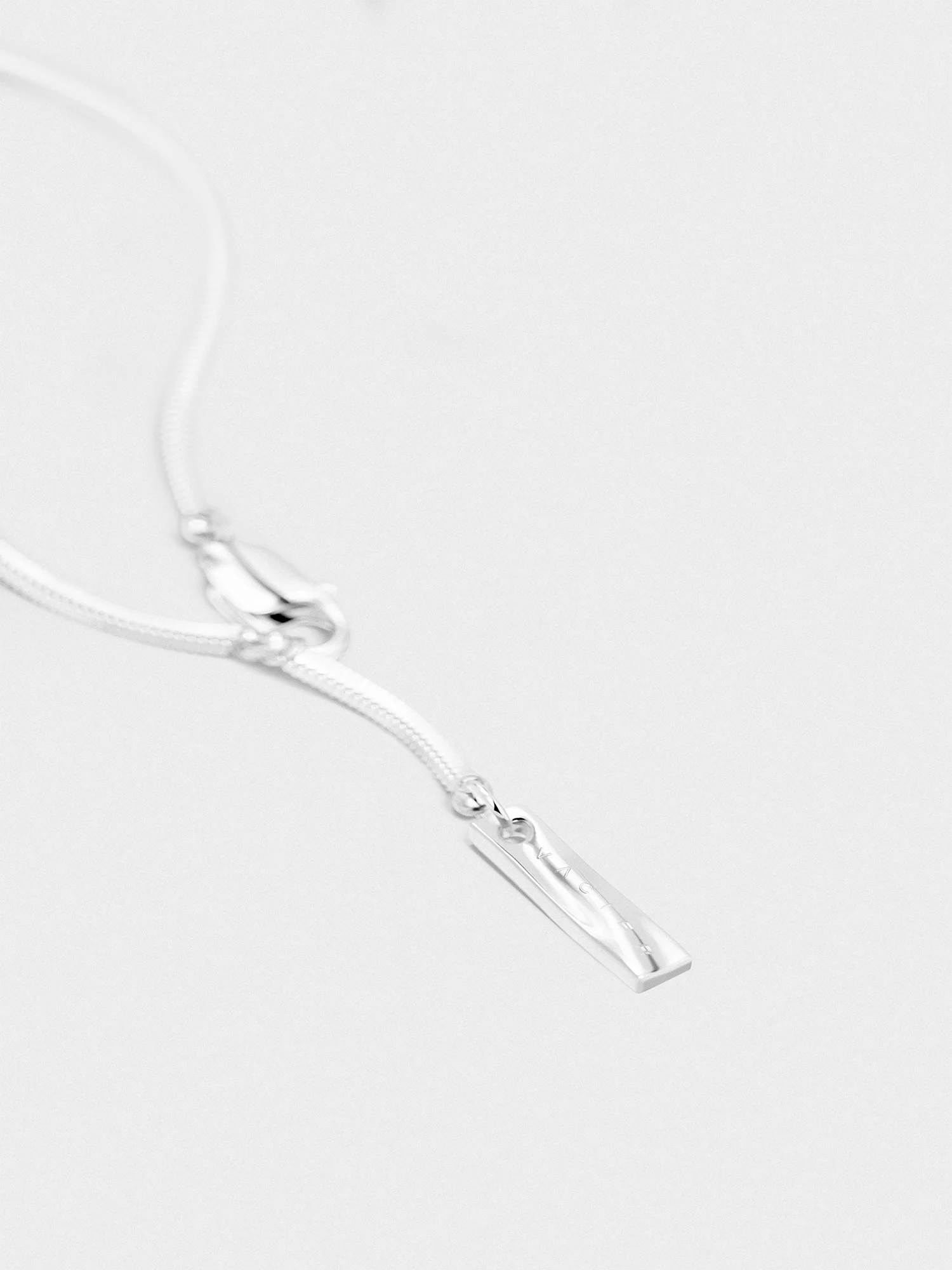 SQUARE CHAIN NECKLACE - Image 6